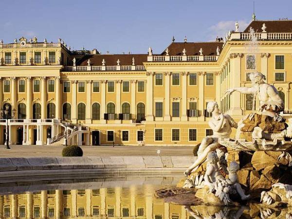 Schloss Schnbrunn / Schoenbrunn Palace
