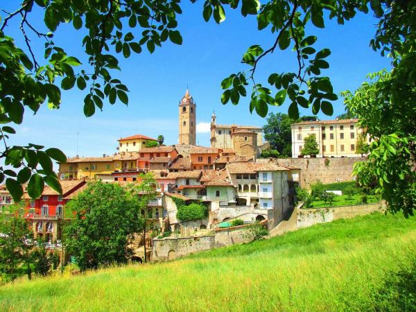 Piemont - Panorama Stadtansicht