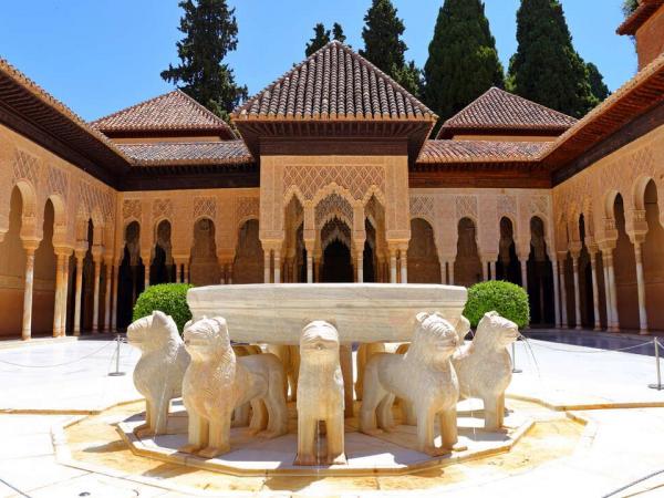 Lwenhof in der Alhambra von Granada