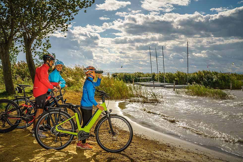 Radtour rund um den Neusiedler See radreisen.at