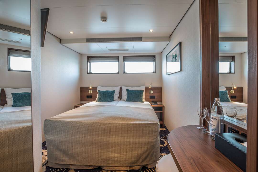 Stateroom standard / main deck