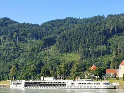 MS Vivienne in Engelhartszell