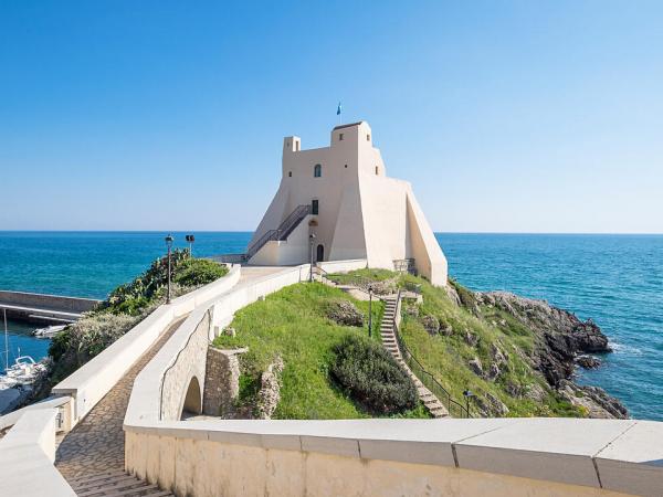 Torre Truglia in Sperlunga