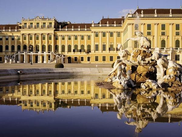 Schloss Schnbrunn / Schoenbrunn Palace