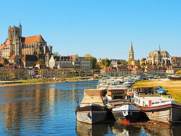 Auxerre - Anleger