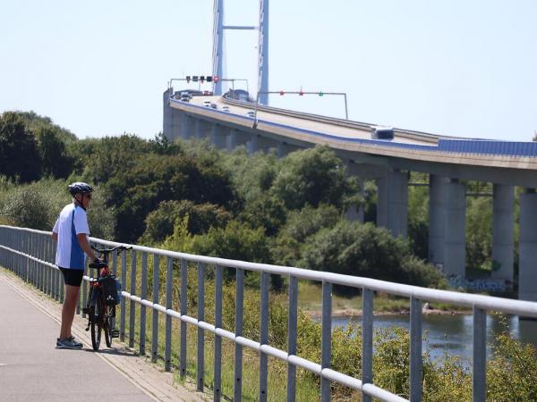 Radfahrer auf dem alten R�gendamm
