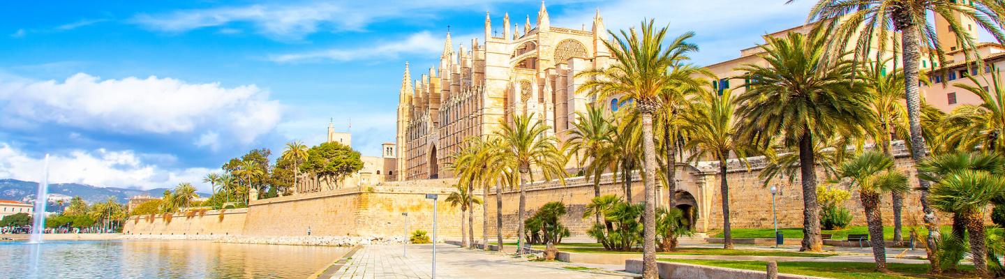 Palma de Mallorca Kathedrale | &copy; Adobe Stock