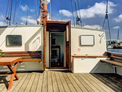 Elizabeth Sonnendeck