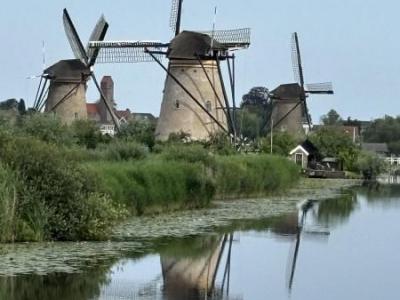 3 Windm�hlen am Wasser gelegen