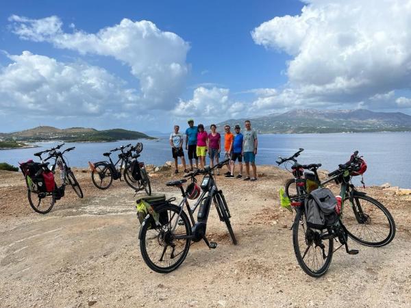 Radlergruppe - Pause mit Ausblick