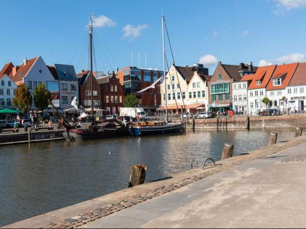 Nordsee - Husum-Binnenhafen