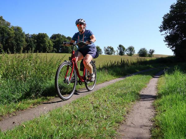 Radfahrerin auf R�gen