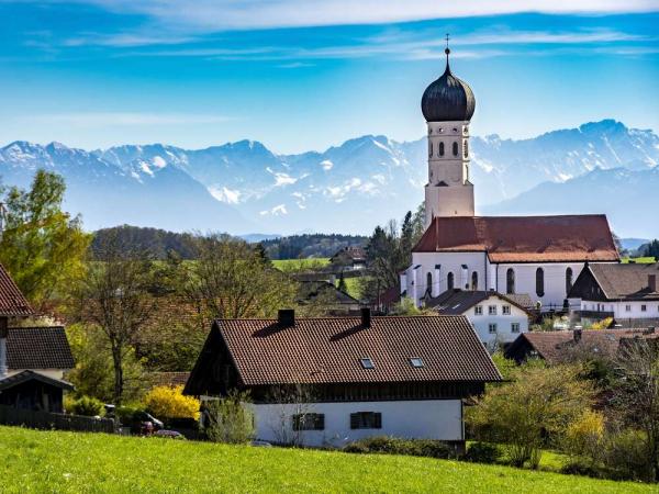 Mnsing/Starnbergersee mit Zugspitze