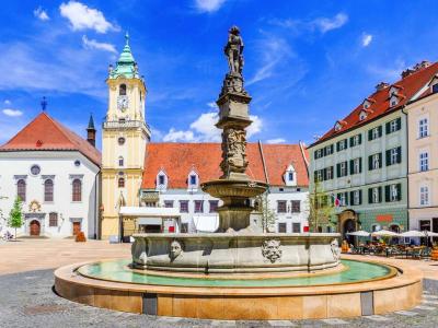 Bratislava, Hauptplatz und Rathaus