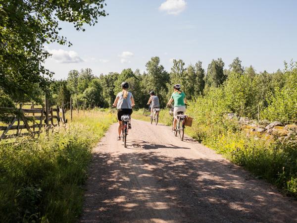 Radfahren in Smalands Filmlandschaft