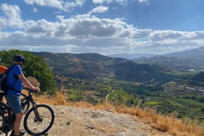 Cycling break with a view