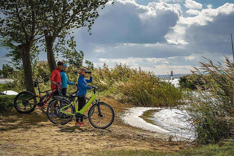 Radtour rund um den Neusiedler See radreisen.at