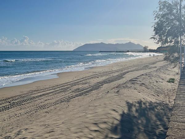 Strand bei Terracina