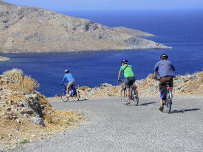 Radler auf Patmos - cyclists on Patmos
