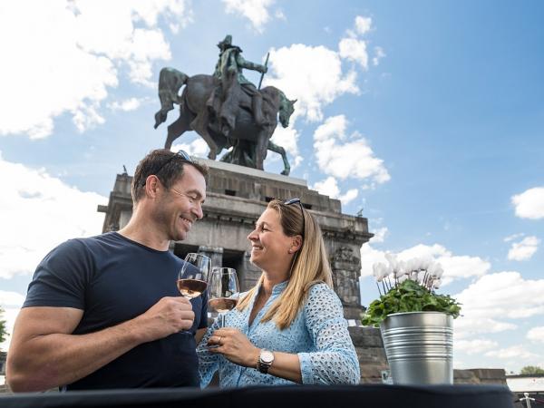 Weingenuss am Deutschen Eck in Koblenz