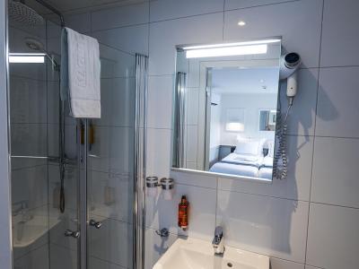 Magnifique 2 Badezimmer