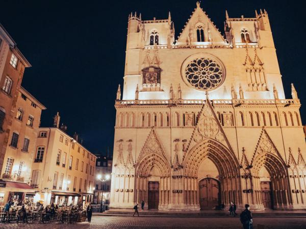 Kathedrale von Lyon bei Nacht