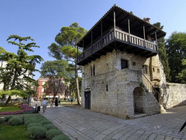 Romanesque house in Porec