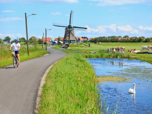 Radfahrer bei Volendam