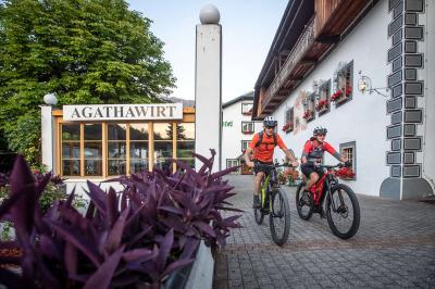 Cyclist at Agathawirt