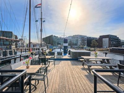 Magnifique 2 Sonnendeck