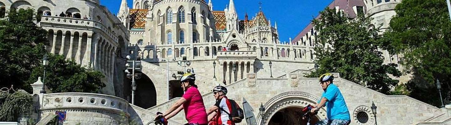 Radfahrer in Budapest / Fischerbastei | © Rad + Reisen / Reinhold Weissenbrunner