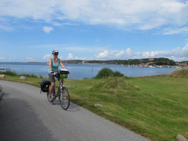 Radlerin zwischen Kungsbacka und Gtheborg