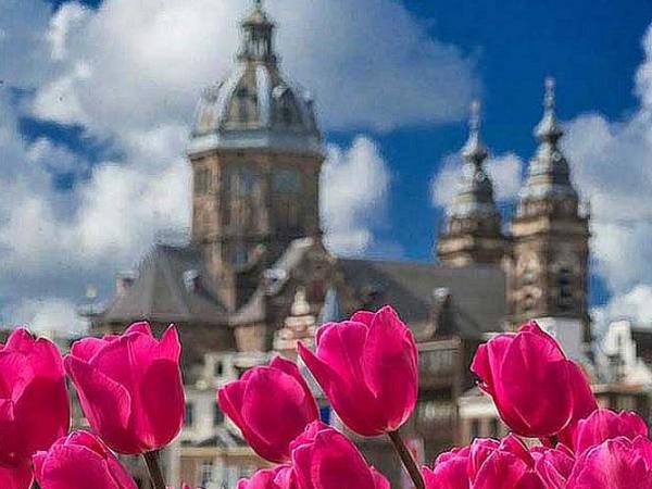 Amsterdam - Tulpenfestival - Nicolaaskerk