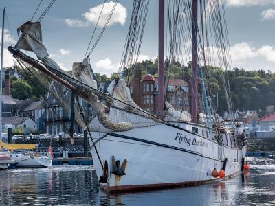 Flying Dutchman im Hafen