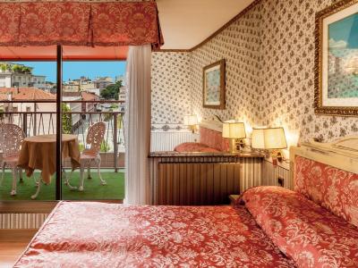 Hotel Venezia Zimmerbeispiel mit Balkon